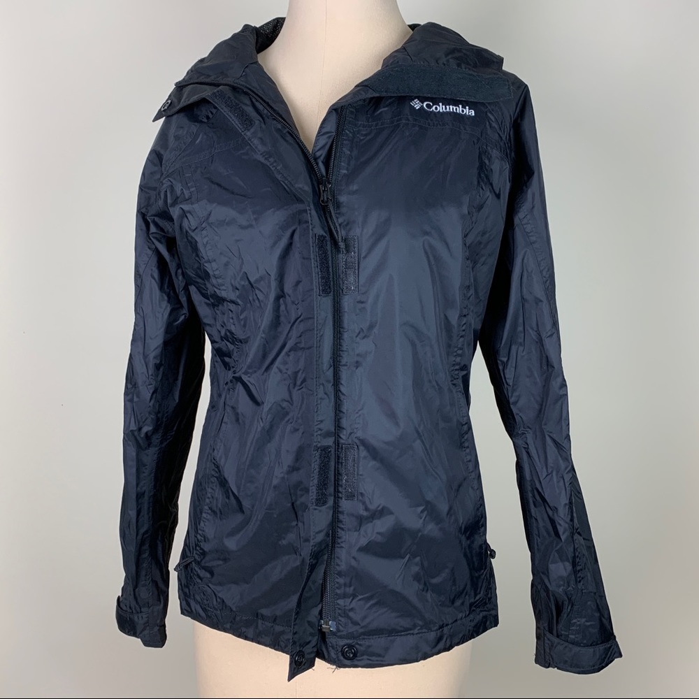 Black Columbia small raincoat